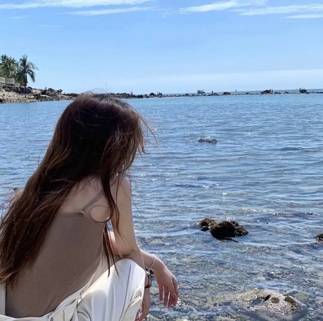 来自光芒的光海报